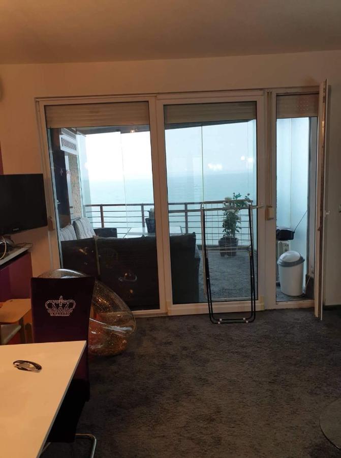 Апартаменты Balaton-Parti Luxus Lakas Шиофок Экстерьер фото