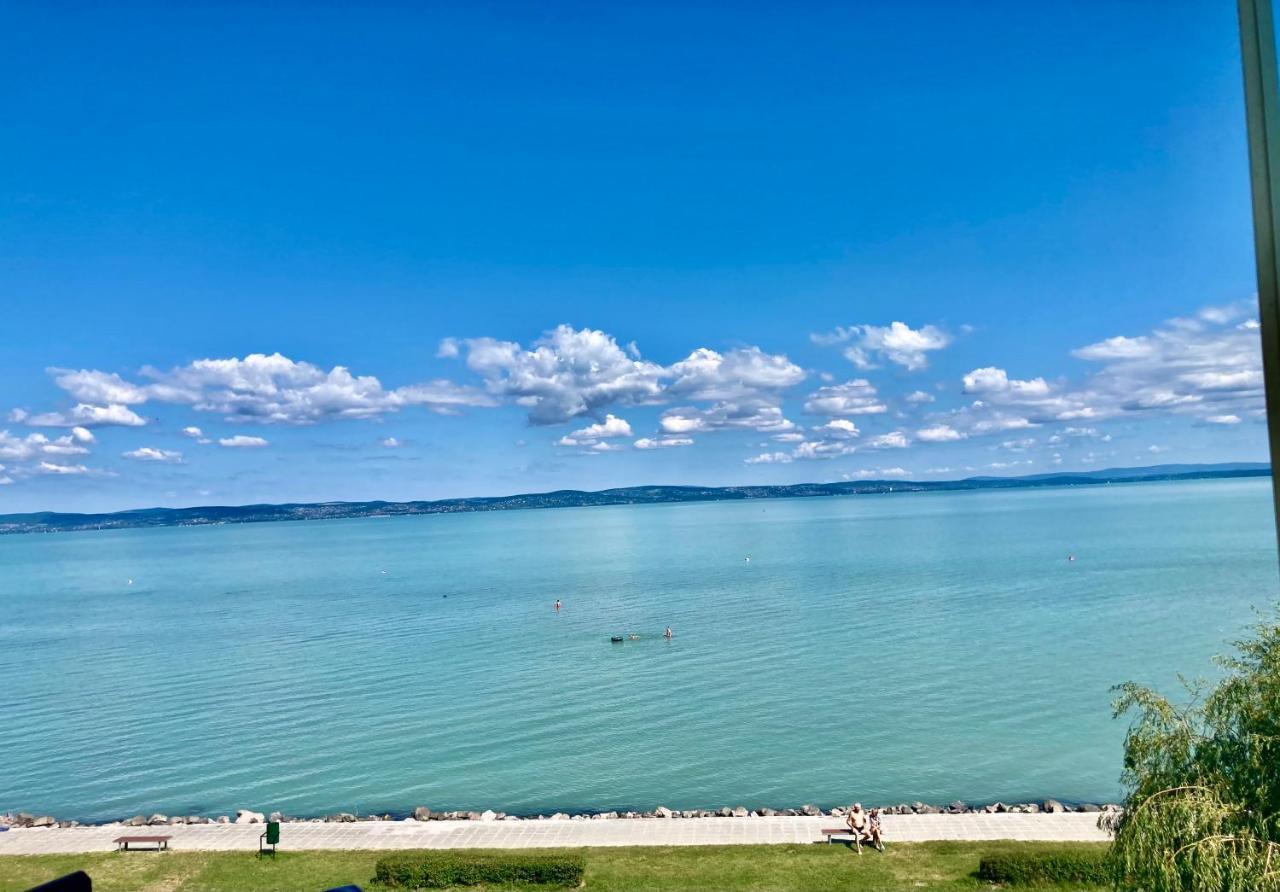 Апартаменты Balaton-Parti Luxus Lakas Шиофок Экстерьер фото